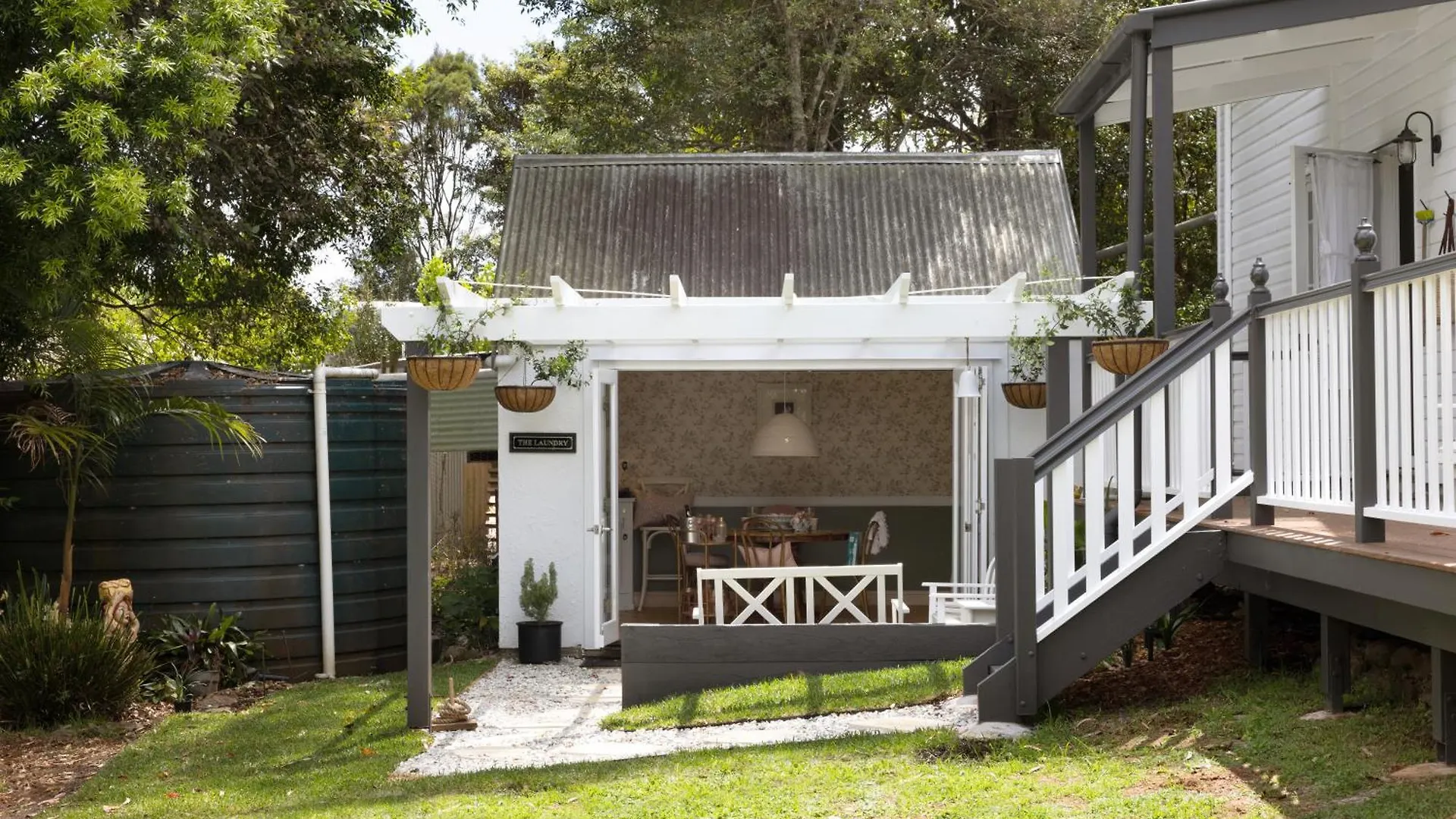 Exclusive Luxury Designer Cottage Estate For 10 - Peaceful Retreat Just 8 Minutes From Maleny Witta